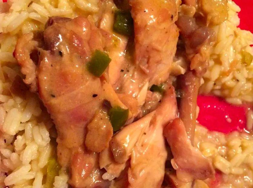 Cover Image for Simple Slow Cooker Chicken Dish