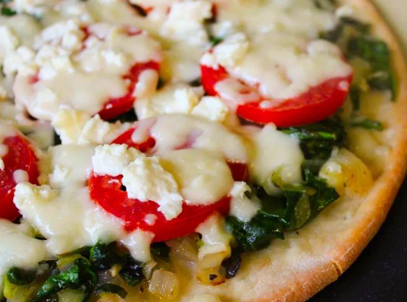 Cover Image for Greek-Inspired Pizza