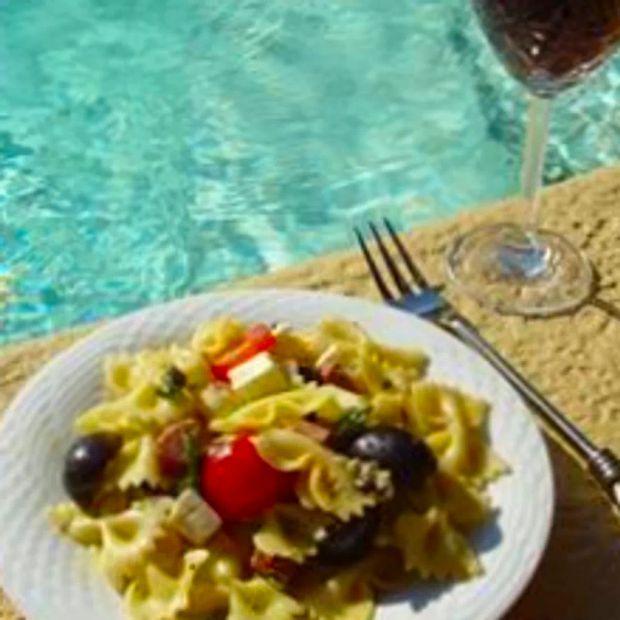Cover Image for Poolside Pasta Salad