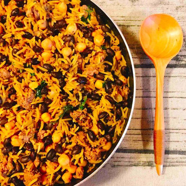 Cover Image for Middle Eastern Rice with Black Beans, Chickpeas, and Ground Turkey