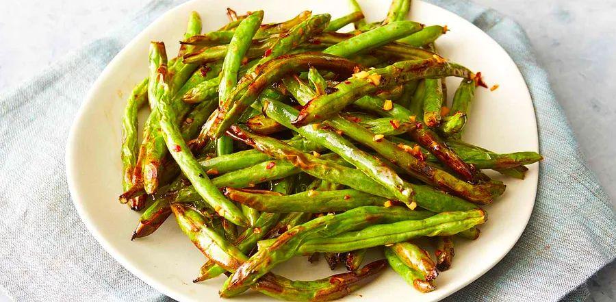 Cover Image for Crispy Spicy Green Beans in the Air Fryer