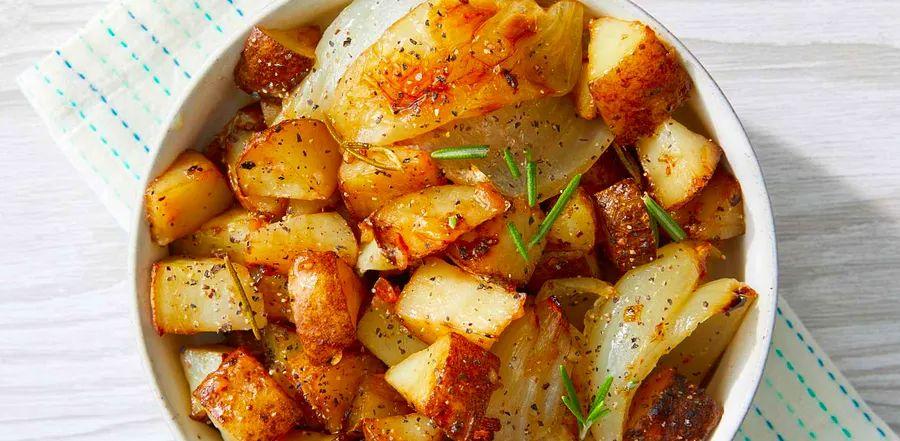 Cover Image for Roasted Potatoes and Onions – Simple, Flavorful, and Satisfying
