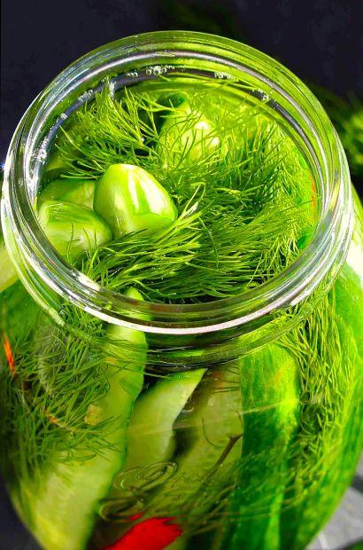 Cover Image for How Does Fermentation Differ from Pickling?