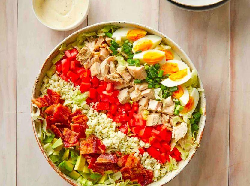 Cover Image for Crispy Cobb Salad