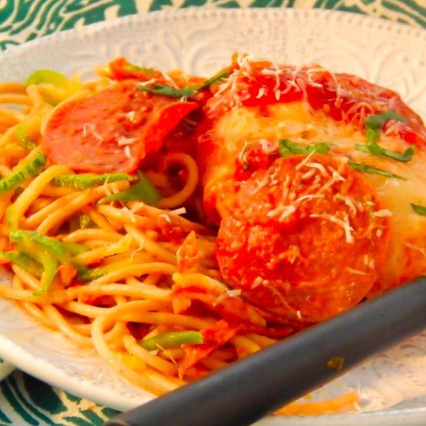 Cover Image for Slow Cooker Chicken with Pepperoni