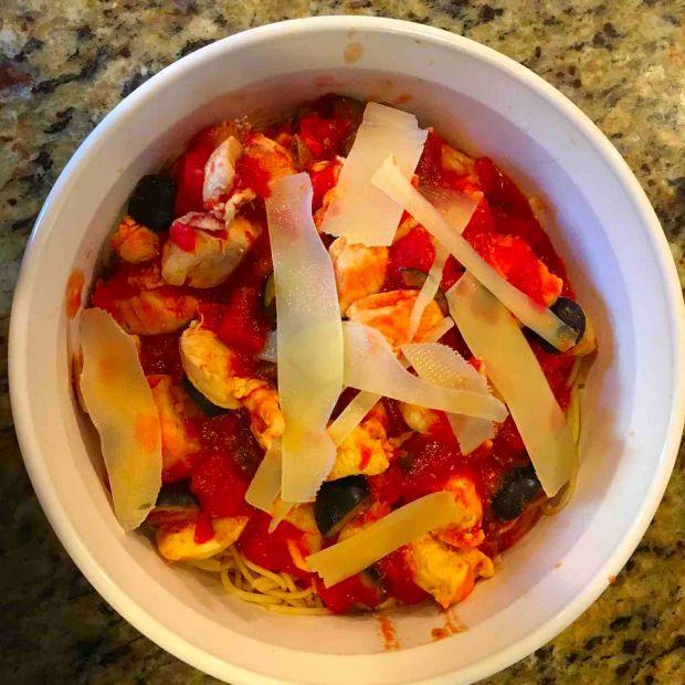 Cover Image for Easy and Quick Chicken Tomato Pasta