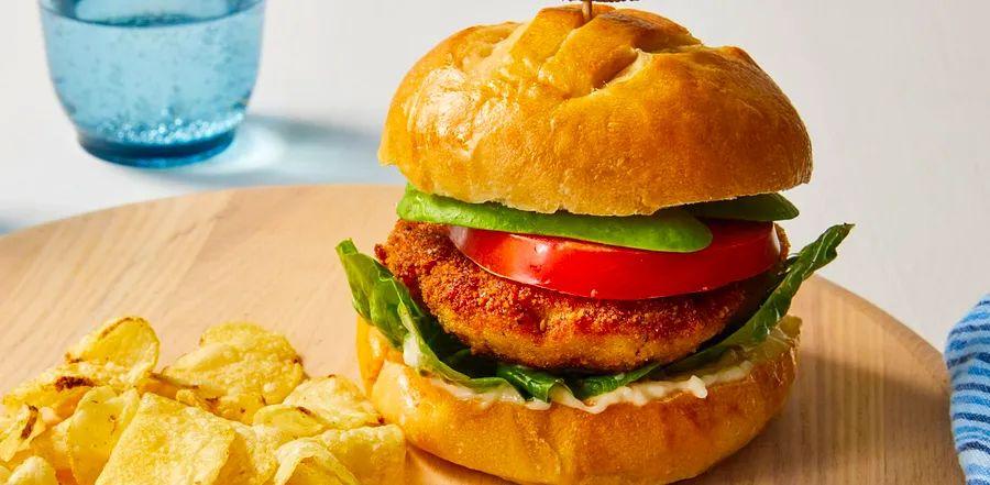 Cover Image for Natasha's Delicious Chicken Burgers