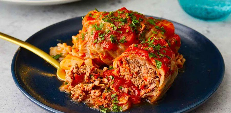 Cover Image for Halupki (Stuffed Cabbage)