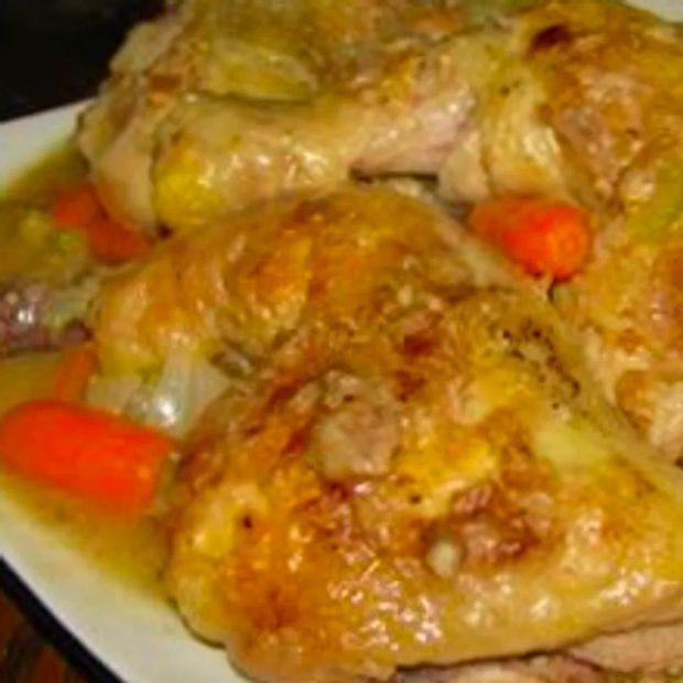 Cover Image for Soulful Smothered Chicken Delight