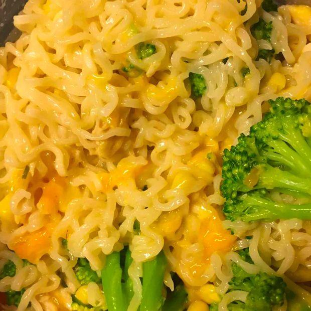Cover Image for Dorm Room Cheesy Tuna Noodles: A Quick and Budget-Friendly Meal