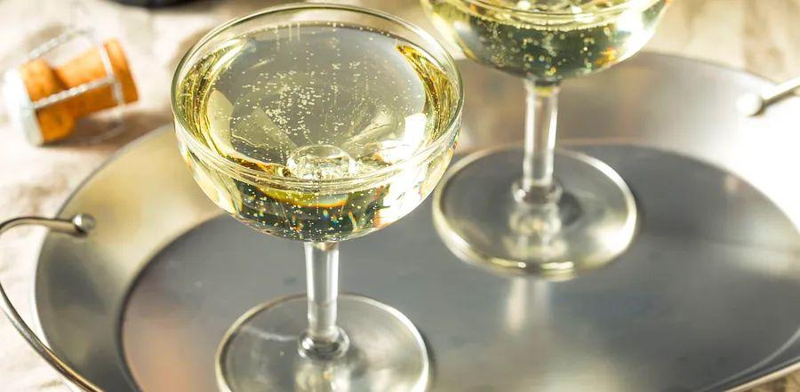Cover Image for What Is Prosecco?