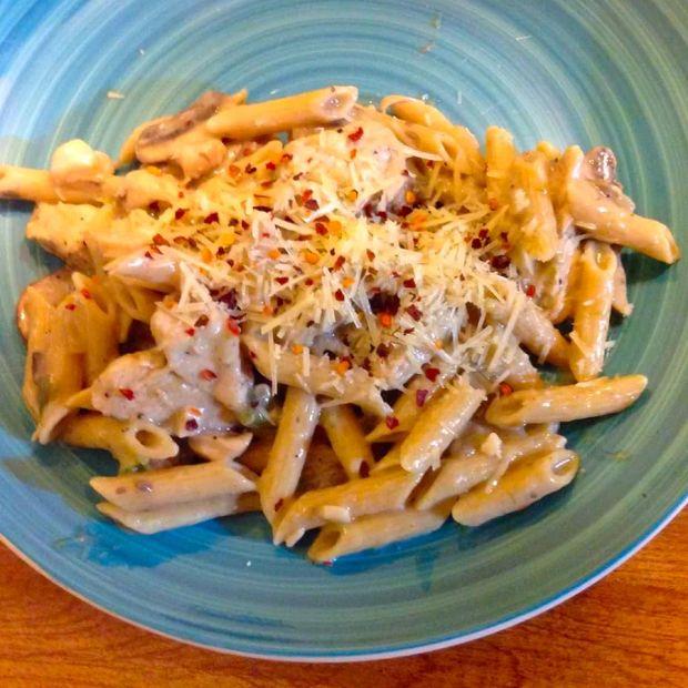 Cover Image for Delicious Creamy Chicken Pasta