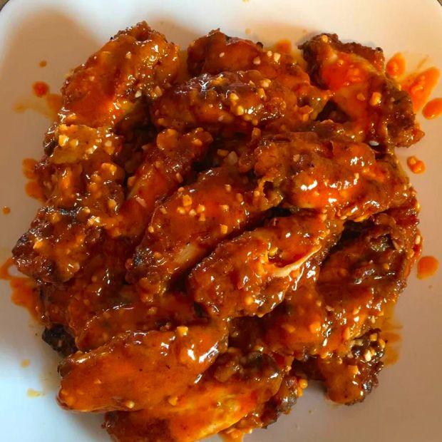 Cover Image for Jeri's Fiery Buffalo Wings