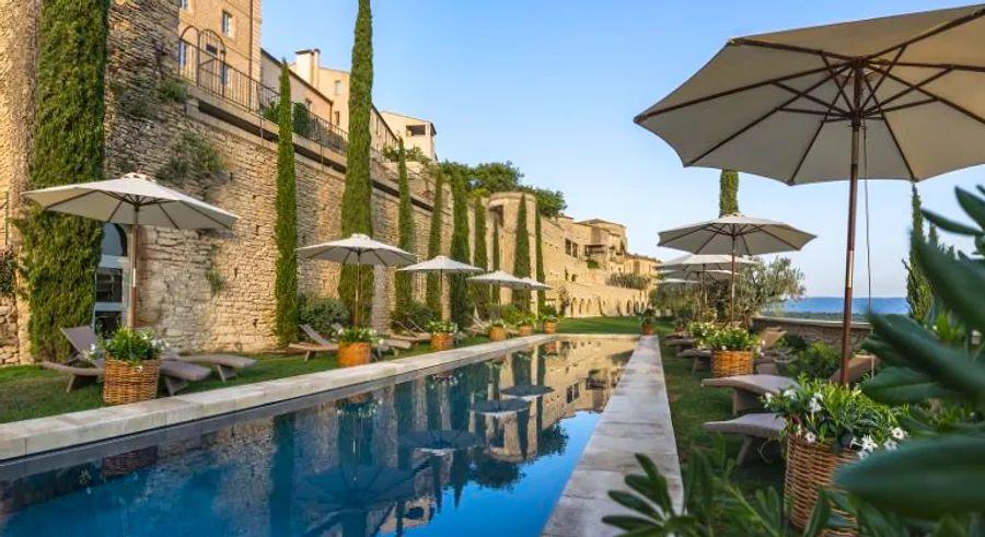 Cover Image for 25 of the top honeymoon hotels around the globe