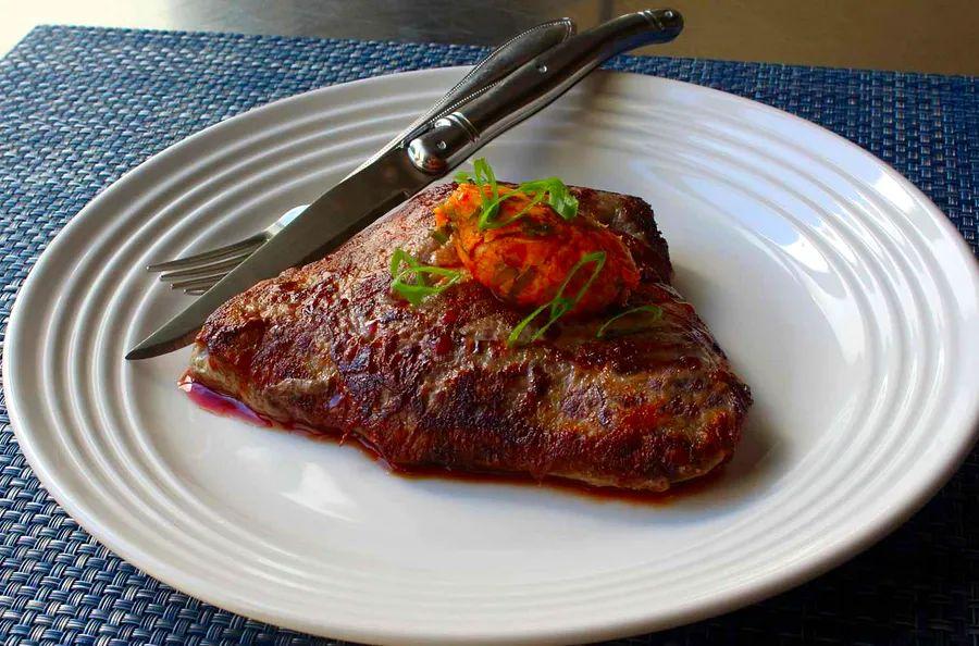 Cover Image for Pan-Seared Velvet Steak with Spicy Korean Chili Butter