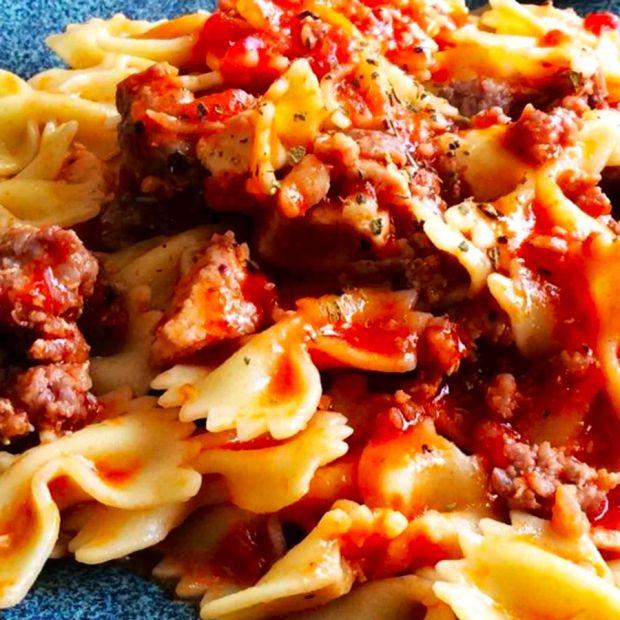 Cover Image for Chicken and Sausage with Bowtie Pasta