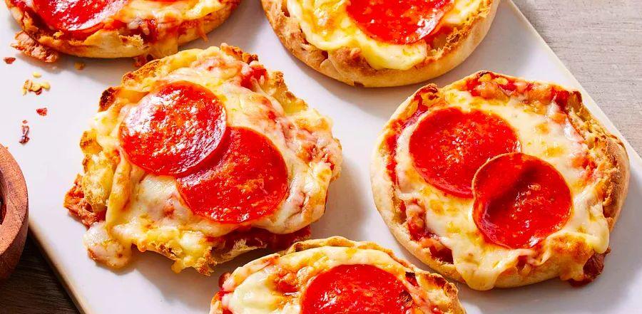 Cover Image for Quick English Muffin Pizzas