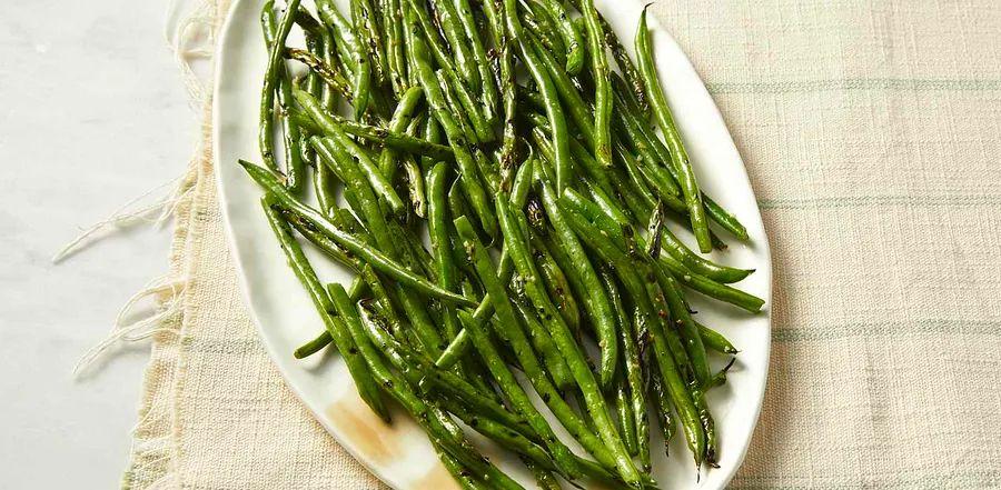 Cover Image for Grilled Green Beans: A Flavorful Summer Side Dish