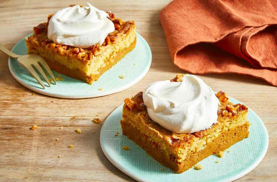 Cover Image for 18 Delicious 9x13 Desserts to Delight Any Crowd