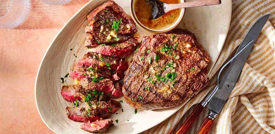 Cover Image for Garlic Butter Sirloin Steak