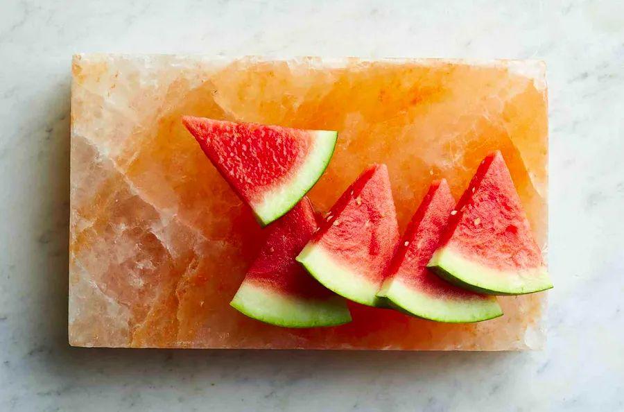 Cover Image for 10 Creative Ways to Cut a Watermelon