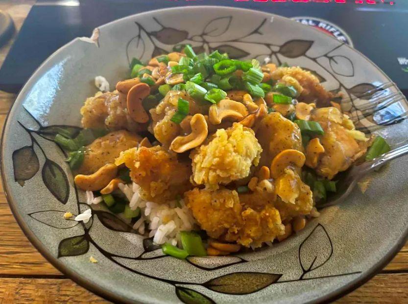 Cover Image for Springfield-Style Cashew Chicken