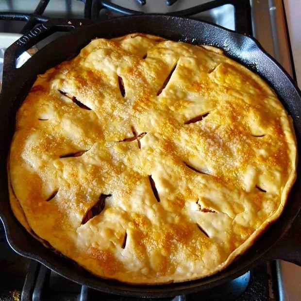Cover Image for 15 Timeless Desserts from Grandma's Kitchen That You'll Love to Make and Share