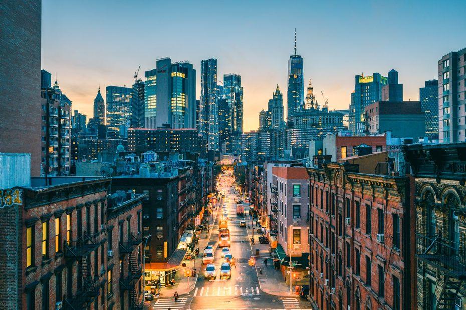 Cover Image for Top ways to travel from LaGuardia Airport to Manhattan